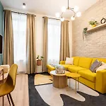 New Downtown Bliss - A Homelike Haven
