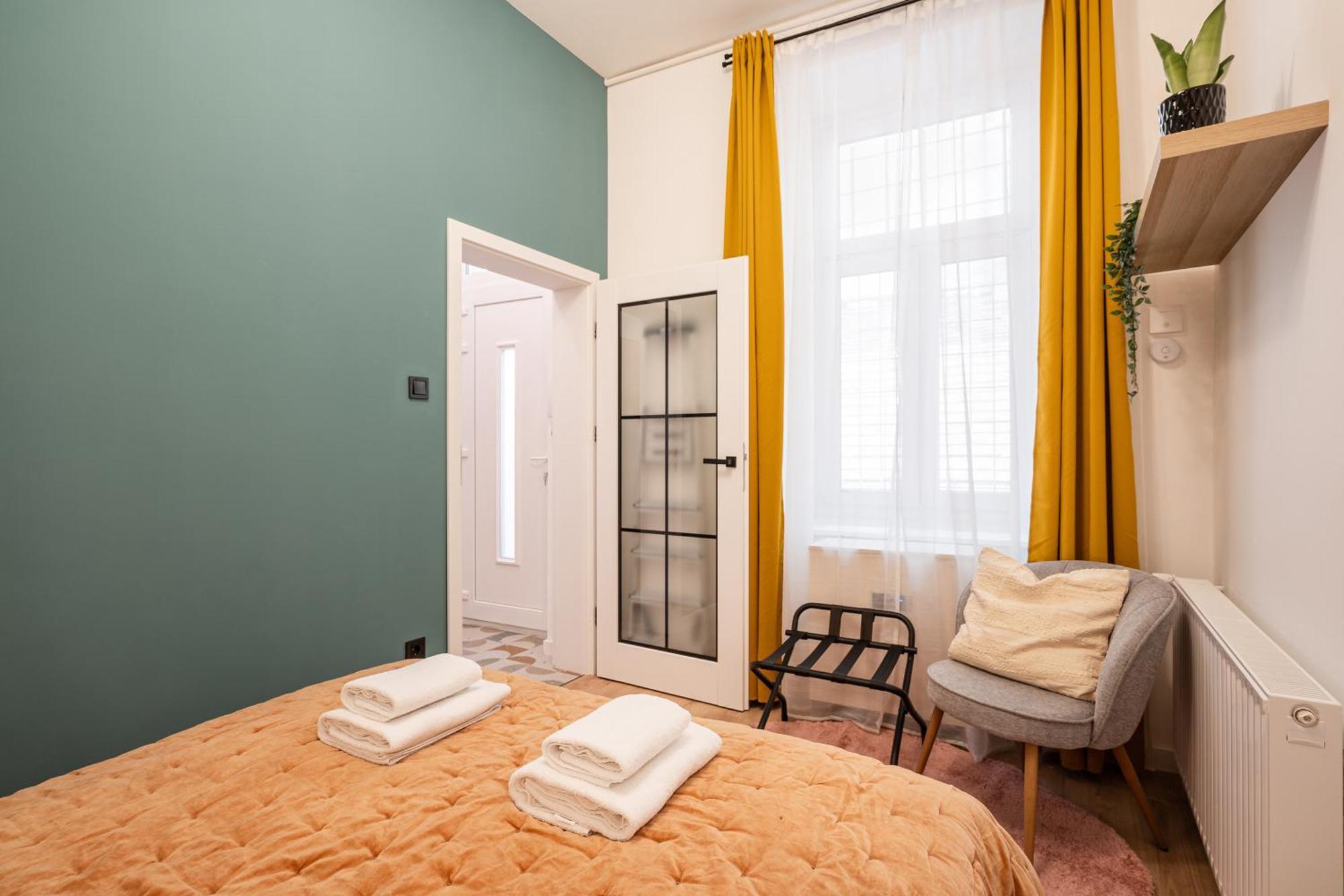 Apartment New Downtown Bliss - A Homelike Haven *