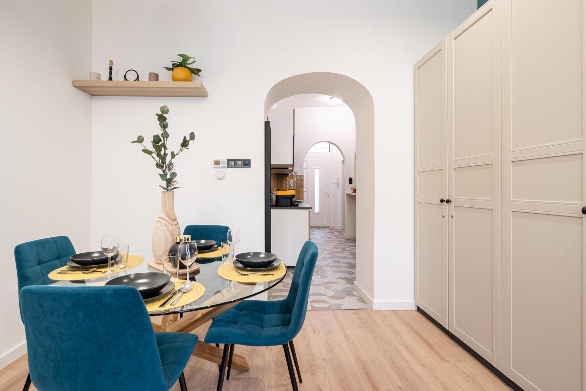 Apartment New Downtown Bliss - A Homelike Haven Budapest